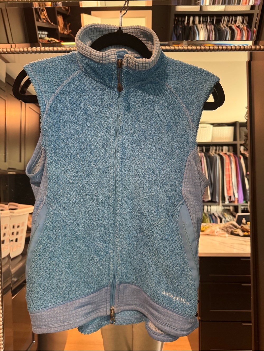 Patagonia Light Blue Women’s Sleeveless Zip-Up Fleece Vest